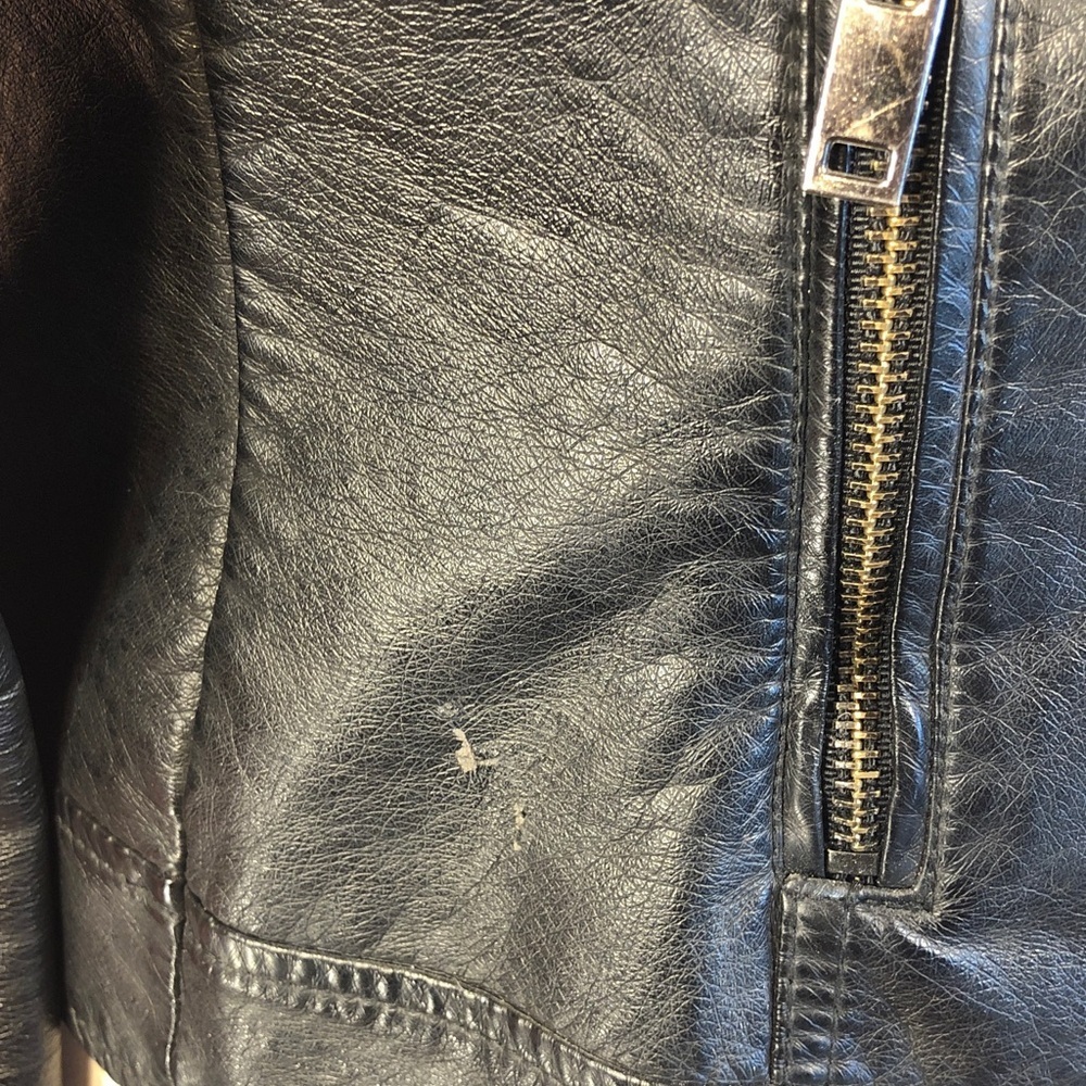 Black Vegan Leather Moto Jacket - Women's Stylish Zip Front Size Medium - Picture 8 of 17